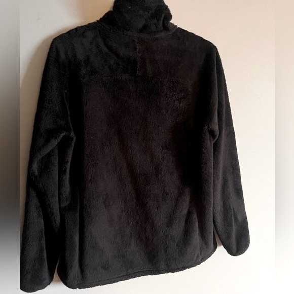 The North Face Fleece 1/4 Zip pullover sweater - Picture 3 of 6
